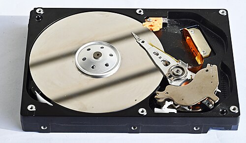 Hard disk drive